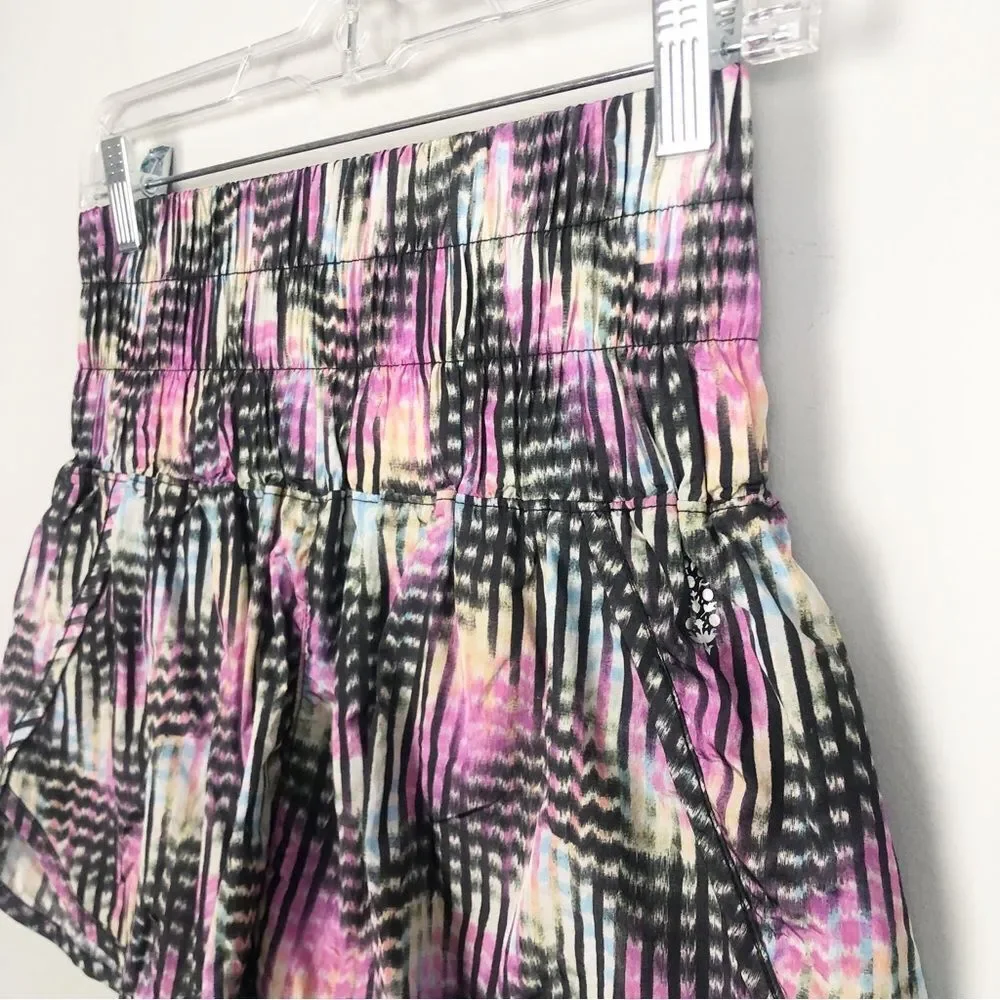 FREE PEOPLE FP MOVEMENT | The Way Home Shorts Euphoria Print Women’s Size Small - Picture 4 of 12